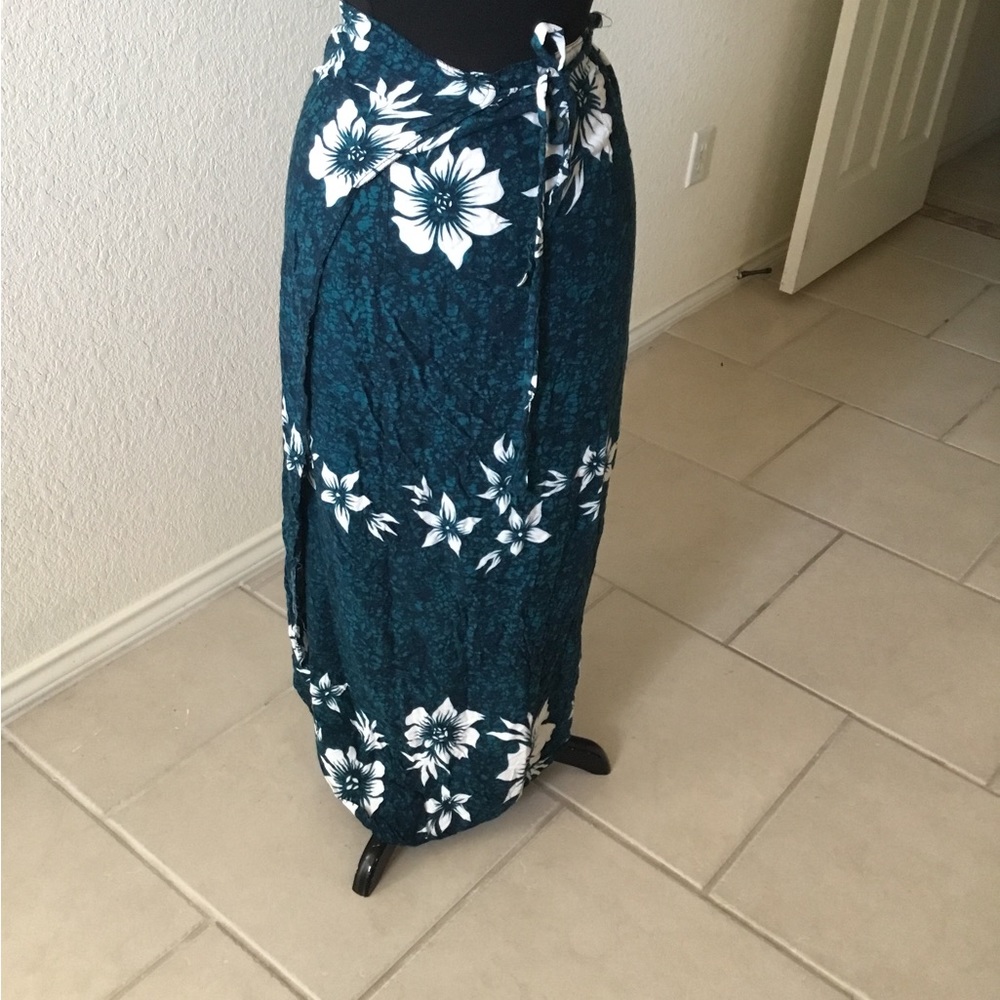 Mamu skirt, bathing suit cover up